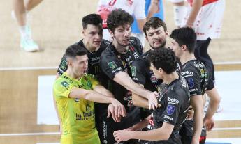 Al Palazzo non si passa: la Lube piega Piacenza a suon di ace e firma il sorpasso in classifica (FOTO)