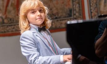 Un viaggio da Bach a Berkovic, Alberto Cartuccia Cingolani in Candle Concert a Urbisaglia