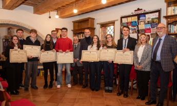 Morrovalle e Potenza Picena unite nel segno del Premio Menghini-Molini: la consegna a otto studenti