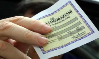 Assicurazioni auto, Macerata tra le province meno colpite dai rincari nel 2025