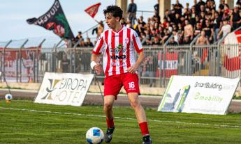 Maceratese, risoluzione con Sciarra: il difensore verso la Civitanovese. Sirene dall'Eccellenza per Neglia