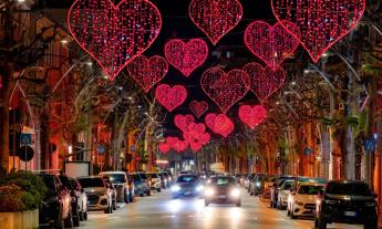 "Sotto un cielo di cuori": Civitanova si accende per la settimana di San Valentino