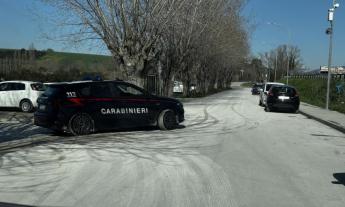 Penna San Giovanni, acquista un congelatore online ma è una trappola: denunciato 24enne