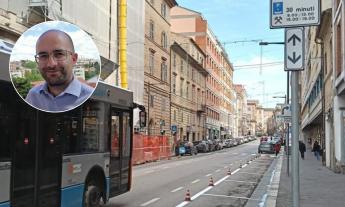 Terzo Polo:"Rotatoria davanti al Monumento e parcheggi a spina di pesce per un corso Cavour meno caotico"