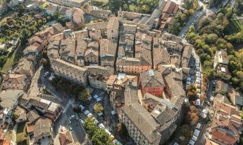 “Forza Venite Gente” il musical su San Francesco al Teatro Gasparrini domenica 22 marzo