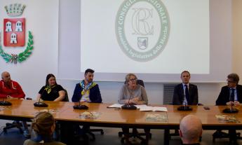 Camerino si prepara alla XLV Corsa alla Spada e Palio: 12 giorni di eventi e un volume celebrativo