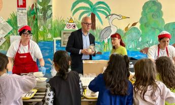 Civitanova, menù gluten free per tutti nelle scuole: la mensa diventa lezione di inclusione