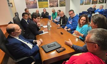 Crisi Electrolux, Acquaroli incontra i lavoratori: "Inaccettabile la chiusura di Cerreto d’Esi"