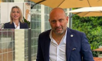 Paolorossi non si scusa e rilancia: “A sinistra non accettano la realtà”. D’Alessandro prende le distanze