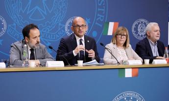 Ricostruzione sisma, oltre 5,7 miliardi concessi ai privati nel Maceratese. Castelli: "Ritmo importante"