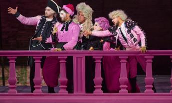 Figaro influencer, Bartolo Al Bano e Rossini superstar: il Barbiere di Siviglia conquista Macerata