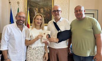 Civitanova, "Dal dolore ai superpoteri": la scrittrice Simona Budassi presenta il suo libro sulla rinascita