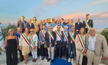 Bandiere Blu 2026, festa a Campofilone: le Marche confermano 20 località premiate