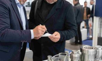 Fiere e imprese marchigiane: il follow-up comincia da ciò che resta sulla scrivania