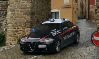 Tolentino, mostra patente falsa dopo l'incidente: denunciato un 37enne
