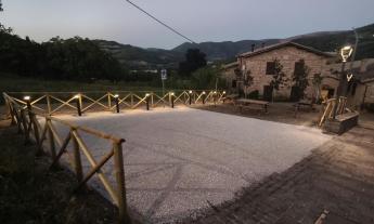 Valfornace, a Campi il nuovo parcheggio pubblico: area verde e illuminazione