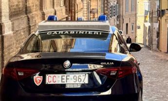Macerata, due arresti per spaccio: sequestrati oltre 68 grammi di cocaina