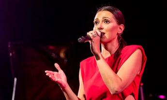 Simona Molinari inaugura Macerata Jazz Winter al Teatro Lauro Rossi con "La donna è mobile"