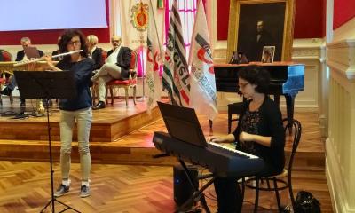 Aula Magna Comune di Recanati pianista e flautista Caterina Perna e Alessandra Funari