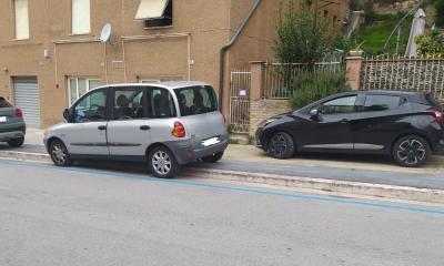 autoveicoli in via Foscolo