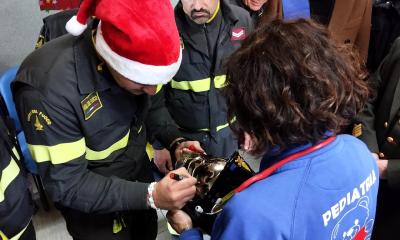 L'Elmo con dedica donato al reparto