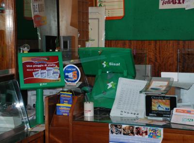 SuperEnalotto, sfiorato il “6” a Tolentino (MC): centrato un “5” da 44mila euro