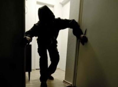 "Case messe a soqquadro, escalation di furti a Montefiore: mai così tanti in così poco tempo"