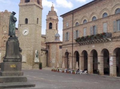 San Ginesio riapre la Collegiata: visite in cantiere e tele ritrovate