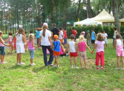 Centri estivi a Civitanova, via ai rimborsi per le famiglie: pubblicato il bando comunale per i contributi
