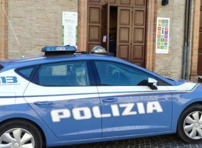 Da Milano nelle Marche per scippare un'anziana: tre giovani non potranno più tornare a Castelraimondo