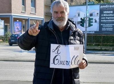 Il tribunale restituisce la vincita al clochard: favola a lieto fine
