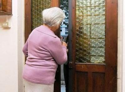 Truffa del finto carabiniere a Treia, tre arresti: recuperati gioielli per oltre 10mila euro