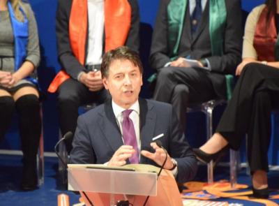 Caso Matteo Ricci, Giuseppe Conte ai suoi: "Un avviso di garanzia non è una condanna"