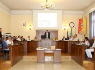 Civitanova, minoranza chiede di discutere cessate il fuoco a Gaza: "La Giunta ha abbandonato il Consiglio"