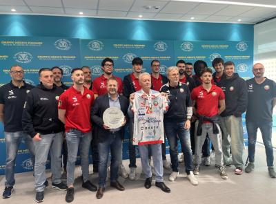 "I campioni siamo noi": Fisiomed e Pallavolo Macerata celebrano insieme la promozione in Serie A2 (VIDEO)
