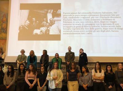 Macerata, gli studenti del Liceo Leopardi premiati ad Ancona come “Esploratori della Memoria”