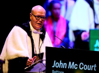 Unimc, il rettore John McCourt eletto tra i marchigiani dell'anno: è il primo internazionale nella storia