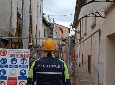 San Severino, blitz nei cantieri della ricostruzione: norme di sicurezza non in regola. Scattano le multe