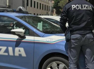 Irregolare condannato per spaccio e rissa, trovato in un ristorante di Civitanova: espulso dall'Italia