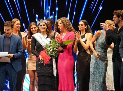 Ofelia Passaponti è Miss Italia 2024: l'incoronazione a Porto San Giorgio