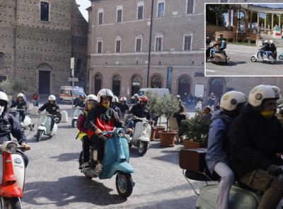 Macerata ospita il raduno regionale delle Lambrette: la piazza diventa salone espositivo a cielo aperto