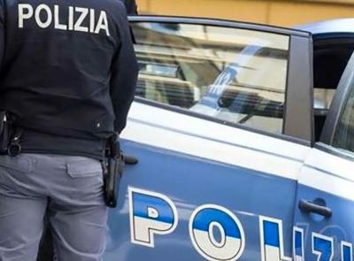 "Mi sono innamorato di te", anziano perseguita la collaboratrice 30enne con chiamate e messaggi