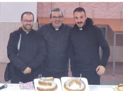 Don Gabriele Crucianelli spegne 50 candeline: comunità di Cingoli in festa