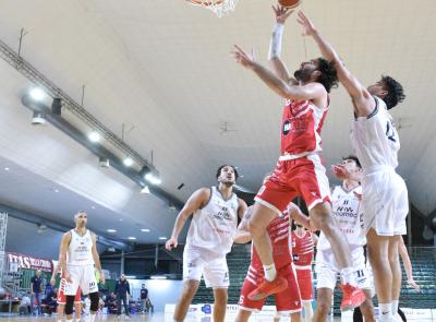 Basket, una Matelica falcidiata dagli infortuni cade contro il Bramante Pesaro