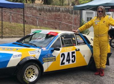 Macerata, Fabio Porfiri diventa campione italiano con la sua storica Lancia Beta Montecarlo