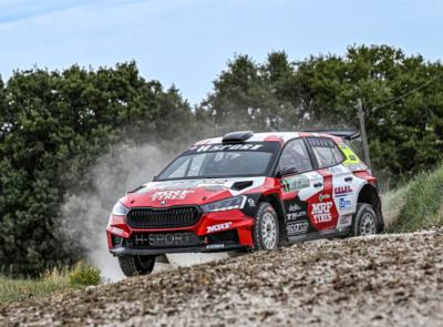 San Severino, il Rally delle Marche scalda i motori: Piazza del Popolo si trasforma in un circuito