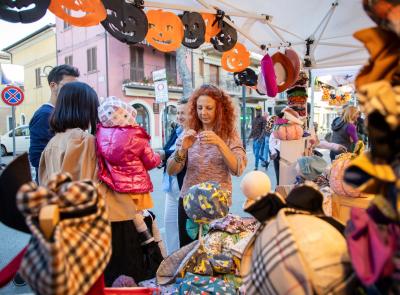 "Zucche ovunque" a Porto Recanati, mercatini e animazione in centro