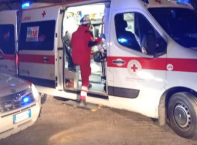 Civitanova, investimento lungo la Statale: un uomo a Torrette in eliambulanza