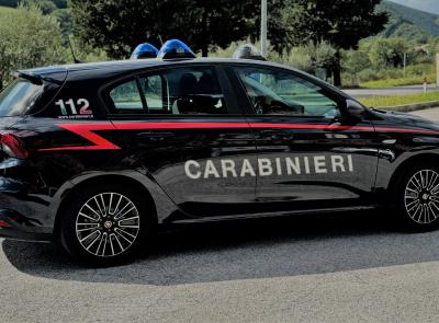 Controlli nel campus universitario di Camerino: arrestati due giovani con droga e armi