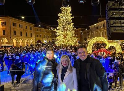 San Severino, al Capodanno si brinda in piazza: musica con dj Spyne per accogliere il 2025